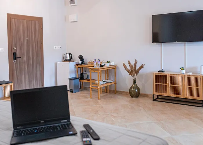 дизайнерско студио в модерна сграда -молимаркс делукс студио Апартаменти Бургас